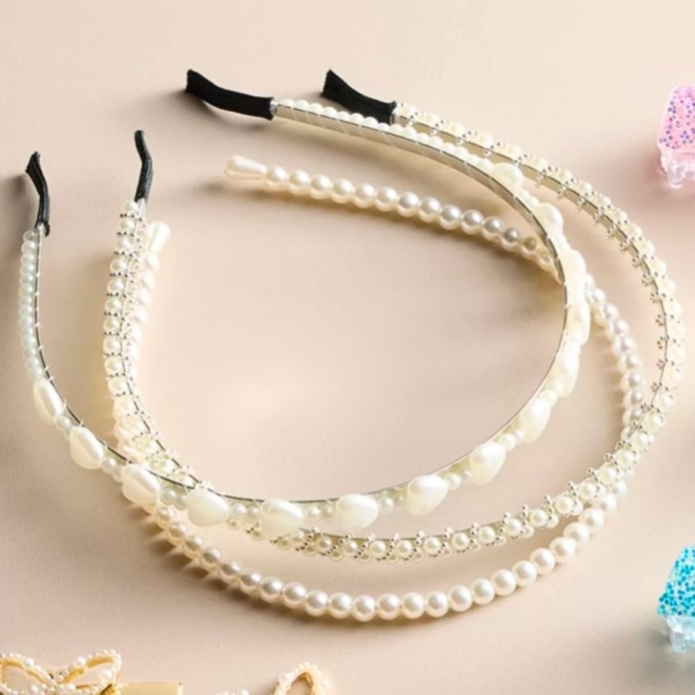 NWT set of 3 Capelli white pearl headbands